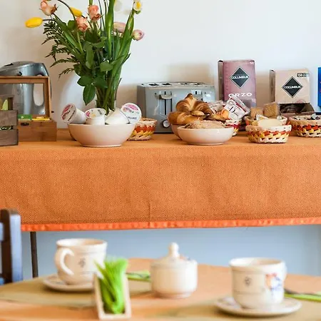 ベッド・アンド・ブレックファスト La Garolla サンニコーラ